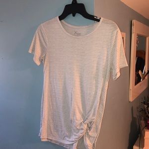 Old navy active tshirt